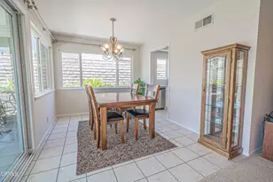 30315 Honeysuckle Hill Dr, Santa Clarita, CA 91387 - Photo 10