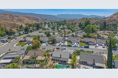 30315 Honeysuckle Hill Drive, Santa Clarita, CA 91387 - Photo 50
