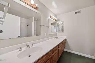 1594 Hobart Dr, Camarillo, CA 93010 - Photo 20