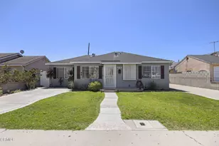 208 Lark St, Oxnard, CA 93033 - Photo 1