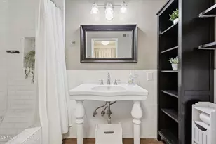 1300 Bluebell St, Oxnard, CA 93036 - Photo 24