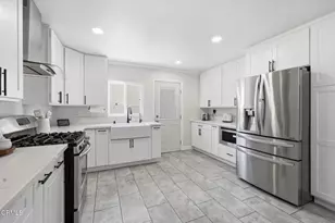 1300 Bluebell St, Oxnard, CA 93036 - Photo 20