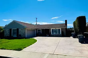 1300 Bluebell St, Oxnard, CA 93036 - Photo 1