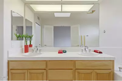 1711 Amarelle Street, Thousand Oaks, CA 91320 - Photo 28