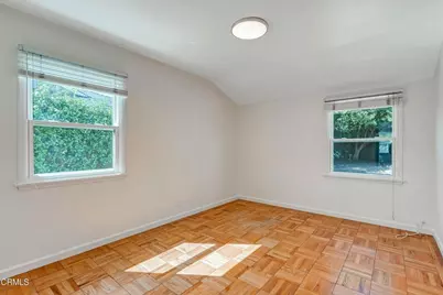 17437 Arminta Street, Northridge, CA 91325 - Photo 18