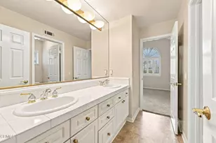 6382 Armitos Dr, Camarillo, CA 93012 - Photo 22