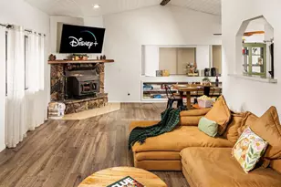 325 Montclair Dr, Big Bear Lake, CA 92314 - Photo 4