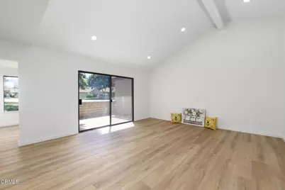 39116 Village 39, Camarillo, CA 93012 - Photo 14