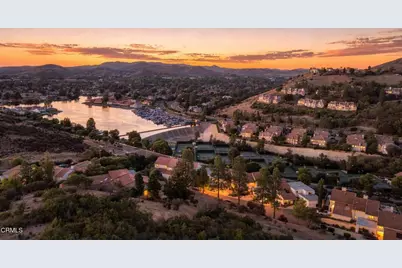3222 Meadow Oak Drive, Westlake Village, CA 91361 - Photo 2