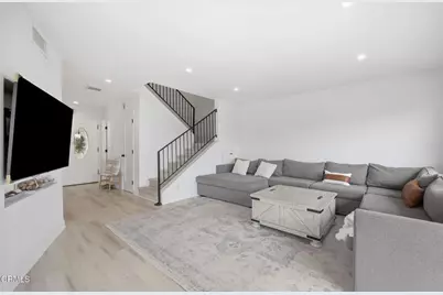 3222 Meadow Oak Drive, Westlake Village, CA 91361 - Photo 8