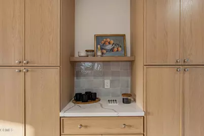 2238 S Cochran Avenue, Los Angeles, CA 90016 - Photo 12