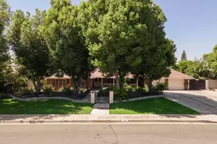 2201 Haggin Oaks Blvd, Bakersfield, CA 93311 - Photo 1