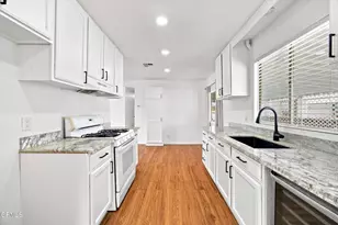 4401 Hughes Ln, Bakersfield, CA 93304 - Photo 24