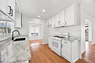 4401 Hughes Ln, Bakersfield, CA 93304 - Photo 20