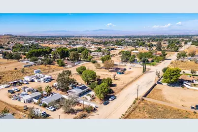 2714 W Avenue M8, Palmdale, CA 93551 - Photo 24