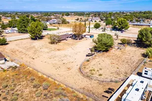 2714 W Ave M8, Palmdale, CA 93551 - Photo 26