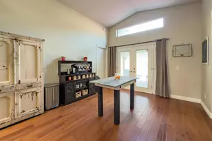 15259 Monroe Ave, Moorpark, CA 93021 - Photo 14