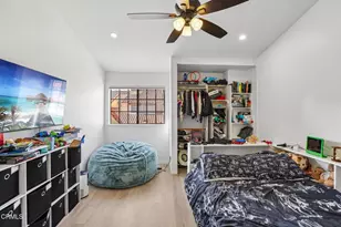 390 Country Club Dr, Simi Valley, CA 93065 - Photo 20