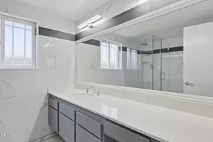 19860 Arminta St, Winnetka, CA 91306 - Photo 22