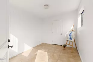 1293 Buena Vista St, Ventura, CA 93001 - Photo 62