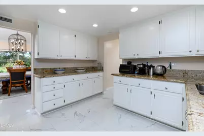 18108 Village 18, Camarillo, CA 93012 - Photo 26