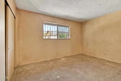 1819 La Puerta Avenue, Oxnard, CA 93030 - Photo 10