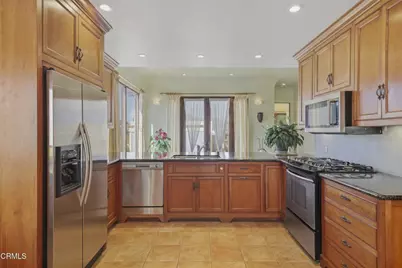 111 S Catalina Street, Ventura, CA 93001 - Photo 12