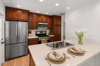 22901 Leadwell Street, West Hills, CA 91307 - Photo 10