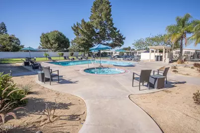 120 Calle De La Rosa #120, Camarillo, CA 93012 - Photo 22
