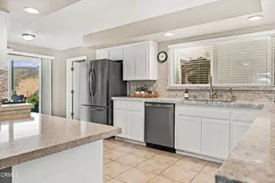 3185 Breaker Dr, Ventura, CA 93003 - Photo 20