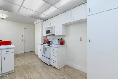 16159 Village 16, Camarillo, CA 93012 - Photo 14
