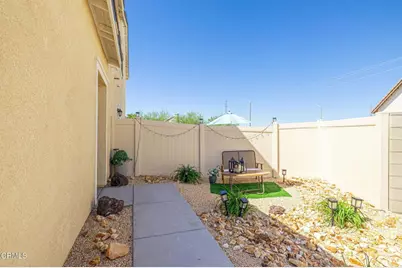 44325 Moccasin Place, Lancaster, CA 93536 - Photo 4