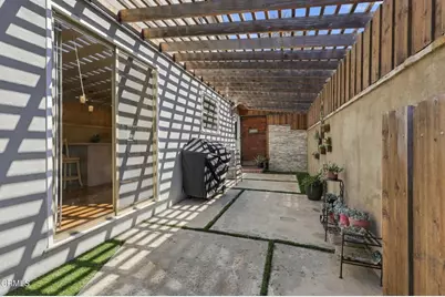 3899 Maple Street, Ventura, CA 93003 - Photo 32