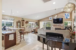 6446 San Como Ln, Camarillo, CA 93012 - Photo 8