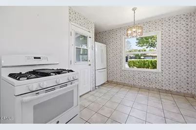 221 S Brent Street, Ventura, CA 93003 - Photo 14