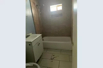 628 E 3rd Street, Bakersfield, CA 93307 - Photo 8