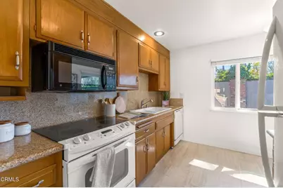 169 E Channel Islands Boulevard, Port Hueneme, CA 93041 - Photo 18
