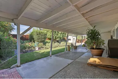 388 E Gainsborough Road, Thousand Oaks, CA 91360 - Photo 32