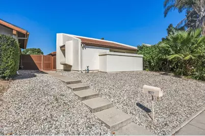 10277 Alexandria Street, Ventura, CA 93004 - Photo 2