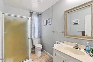 124 Yosemite Dr, Oxnard, CA 93033 - Photo 16