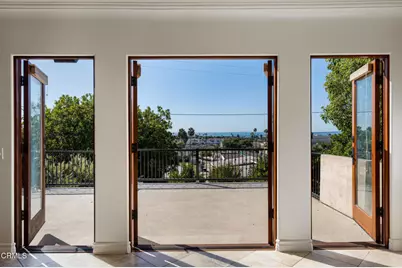 2166 Palomar Avenue, Ventura, CA 93001 - Photo 2