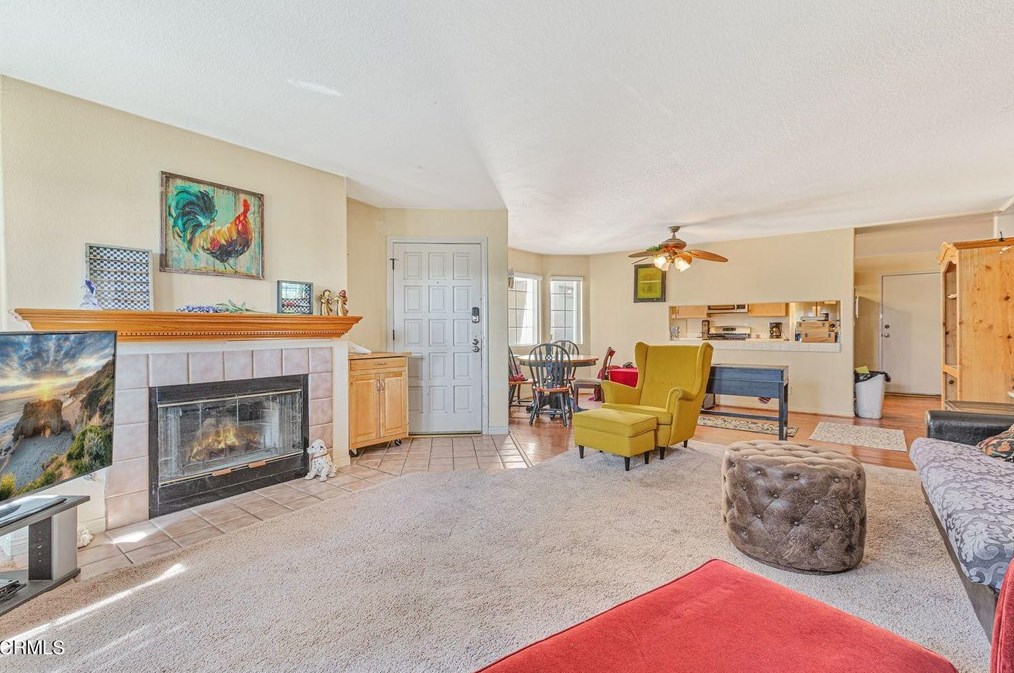 600 Charles St, Moorpark, CA 93021-1258