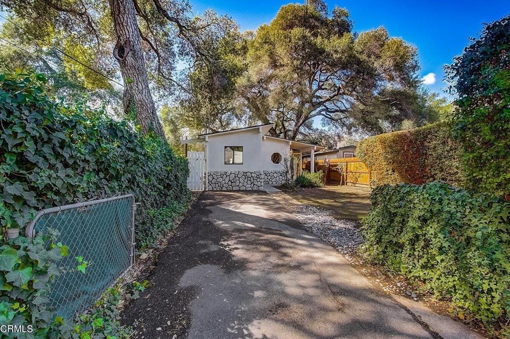 125 Padre Juan Ave, Ojai, CA 93023-2226