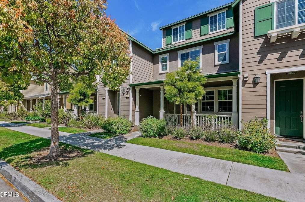 629 Flathead River St, Oxnard, CA 93036