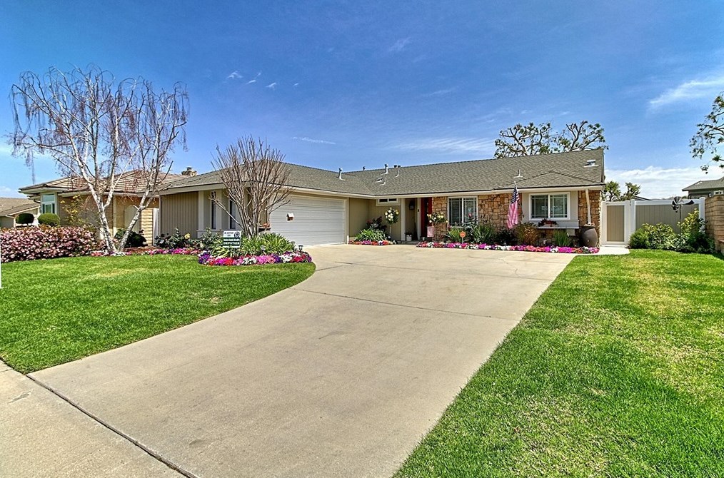 106 Japonica Ave, Camarillo, CA 93012-5168