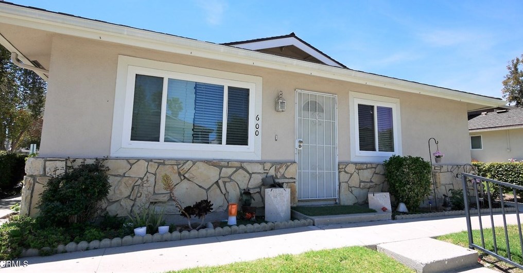 600 Avenida Del Platino, Thousand Oaks, CA 91320-2514