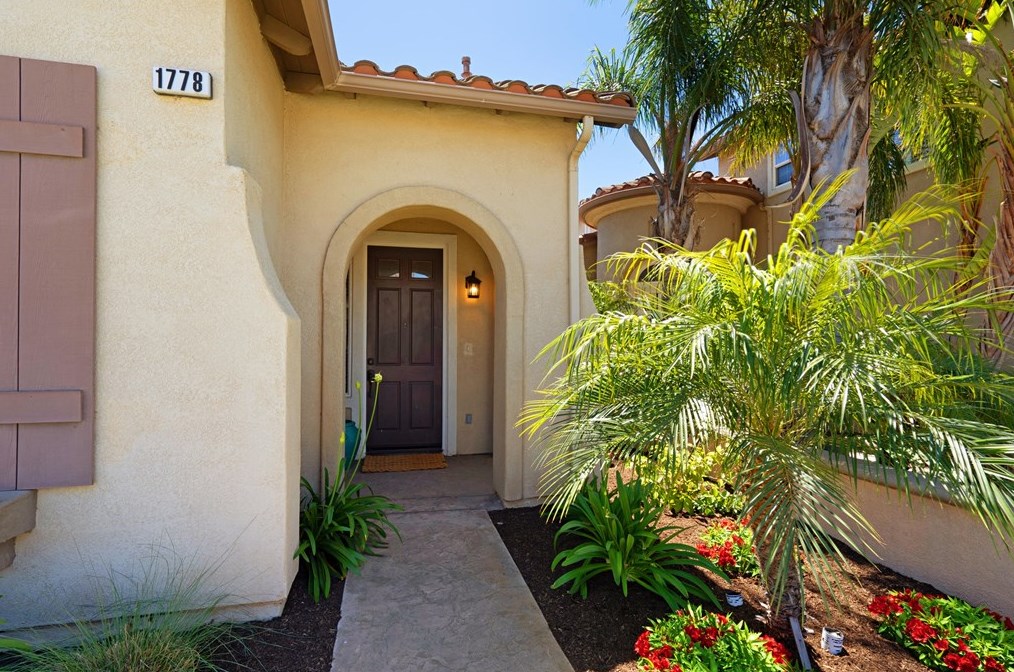 1778 Alta Vista Pl, Camarillo, CA 93012-4077