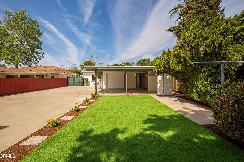 208 Drown Ave, Ojai, CA 93023-2829