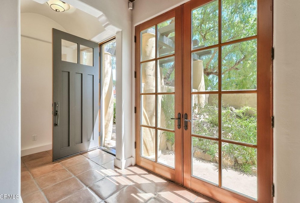 202 Canada St, Ojai, CA 93023-5008