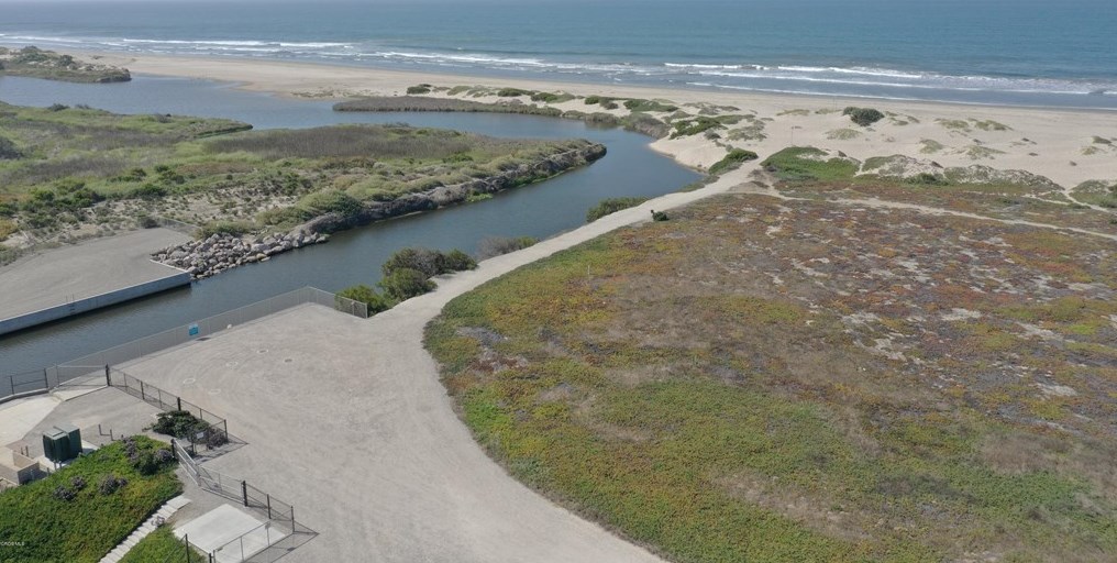 757 Reef Cir, Naval Base Ventura County CA  93041-3521 exterior